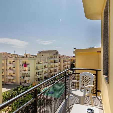 Chic Rina Sea M2 Sleeps 2 Persons Apartment *