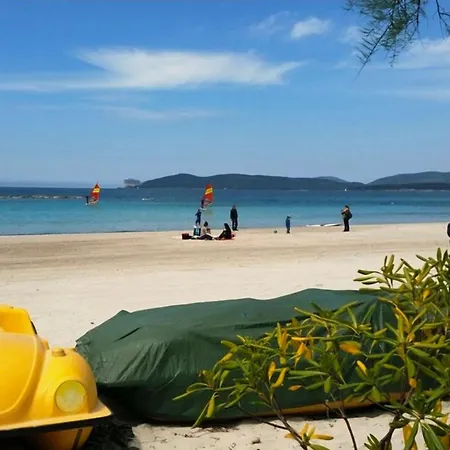 Chic Rina Sea M2 Sleeps 2 Persons *